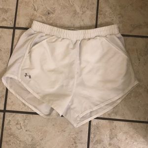 white under armour shorts